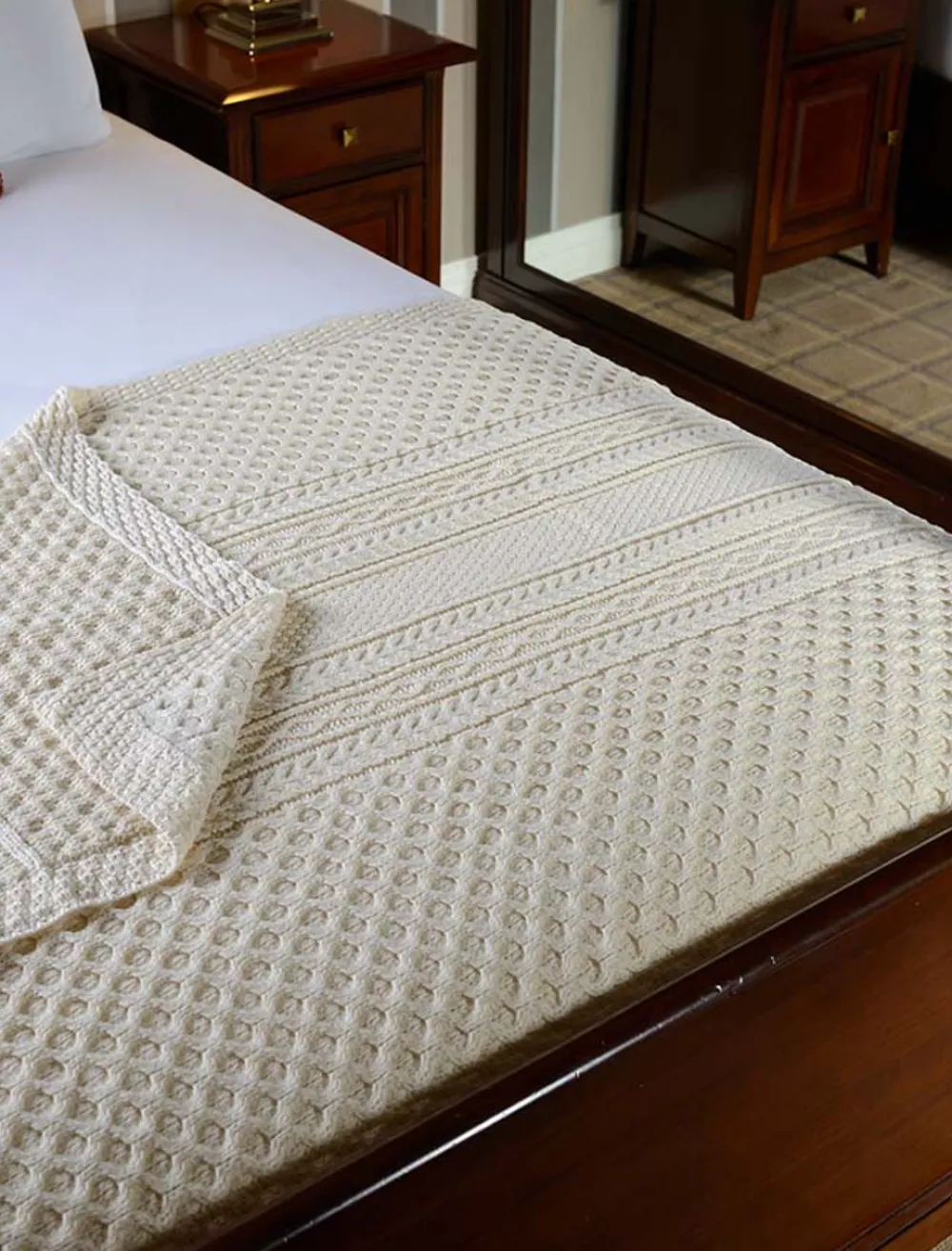 Glenaran Clan Throws^Mc Mahon Clan Aran Throw