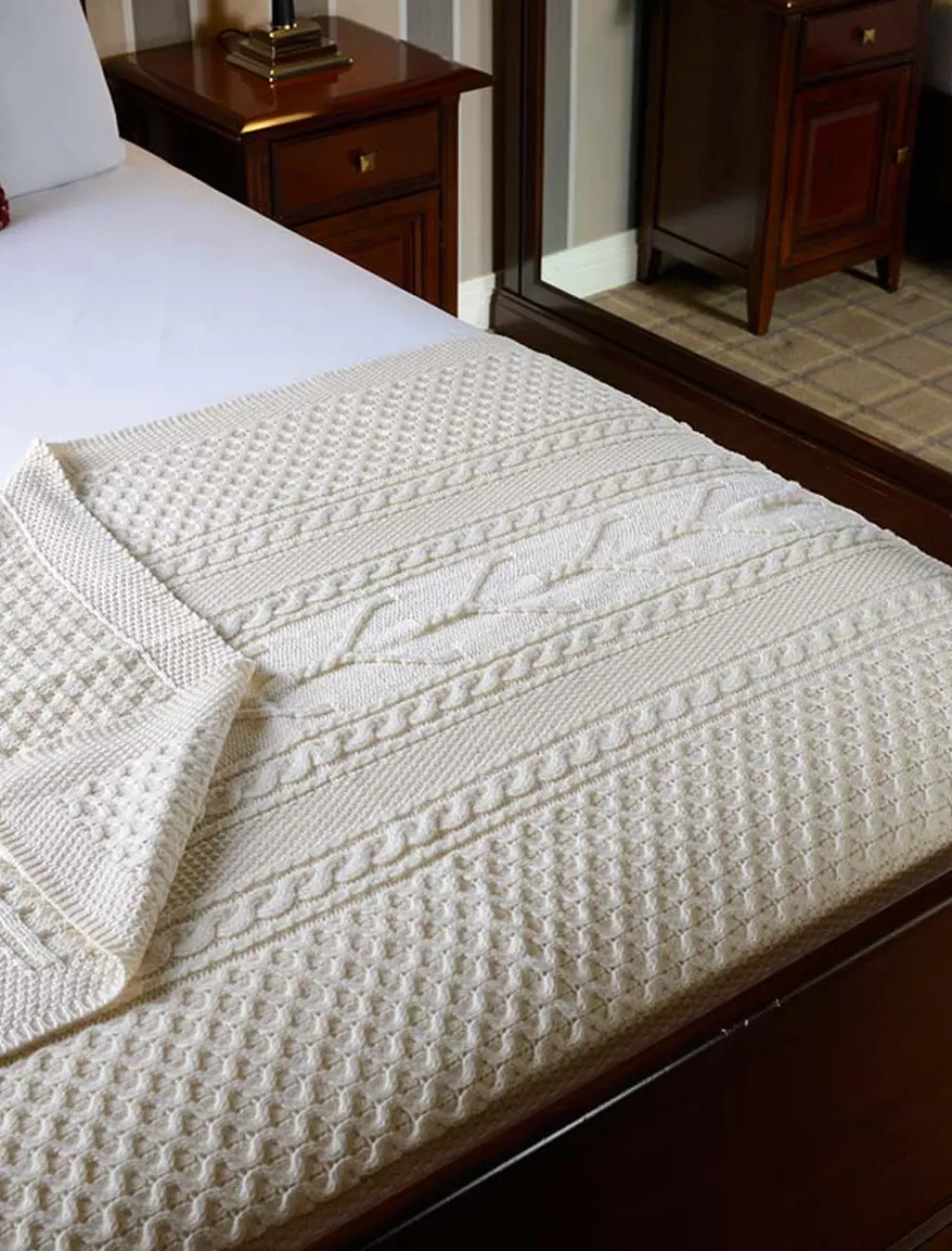 Glenaran Clan Throws^Doherty Clan Aran Throw