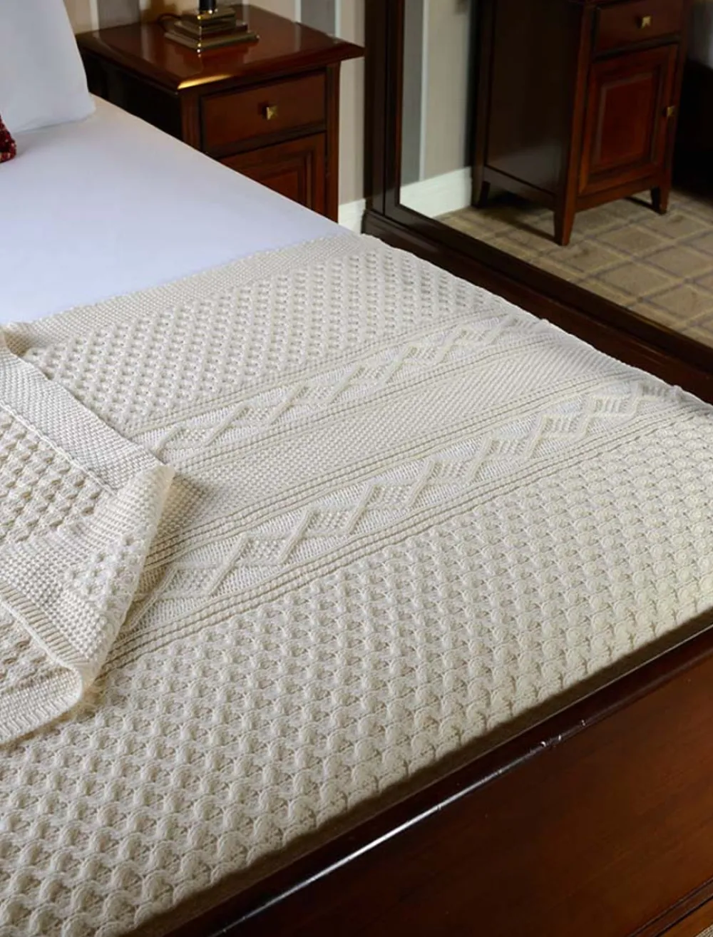 Glenaran Clan Throws^Carroll Clan Aran Throw