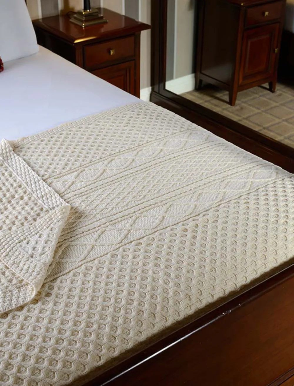 Glenaran Clan Throws^Kennedy Clan Aran Throw