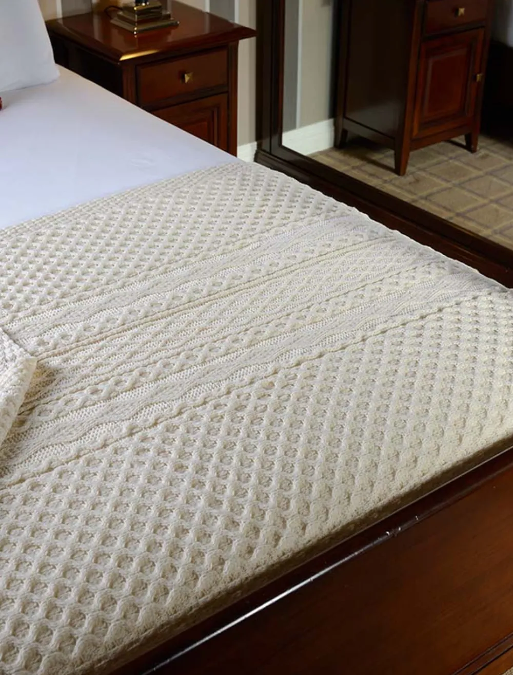 Glenaran Clan Throws^Mc Kenna Clan Aran Throw