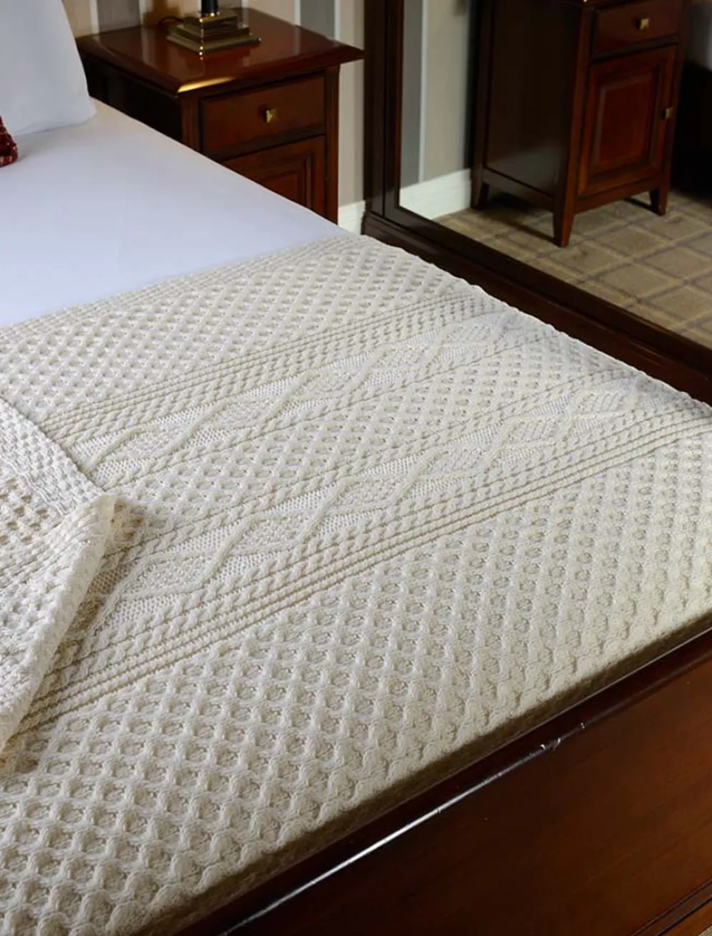 Glenaran Clan Throws^O'Meara Clan Aran Throw