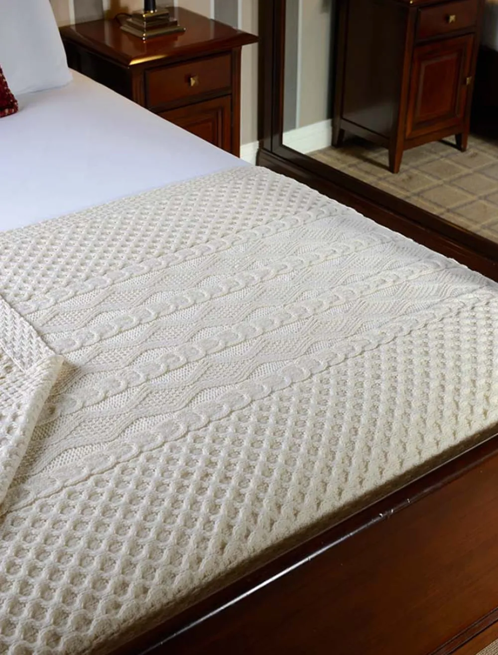 Glenaran Clan Throws^Whelan Clan Aran Throw