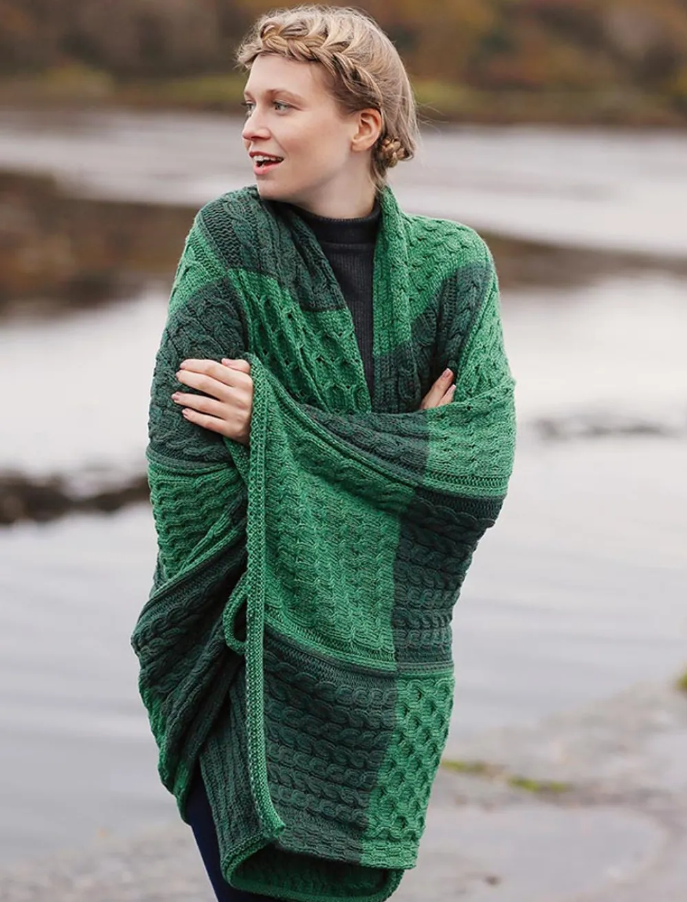 Glenaran Knitted Wool Throws^Two-Tone Aran Patchwork Throw