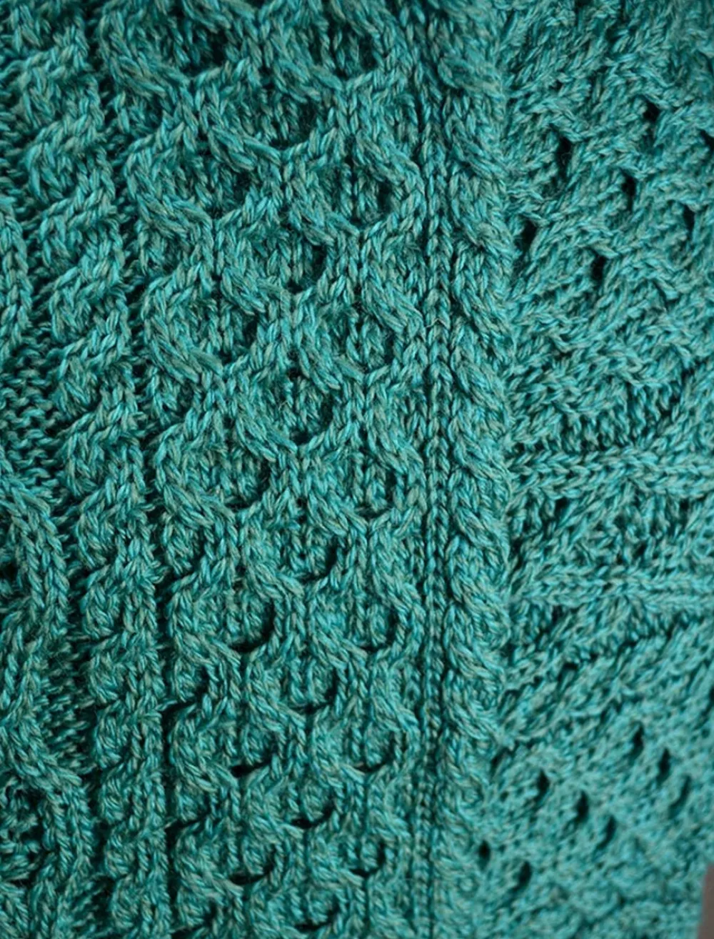 Glenaran Ponchos, Capes & Shawls^Cable Aran Wrap