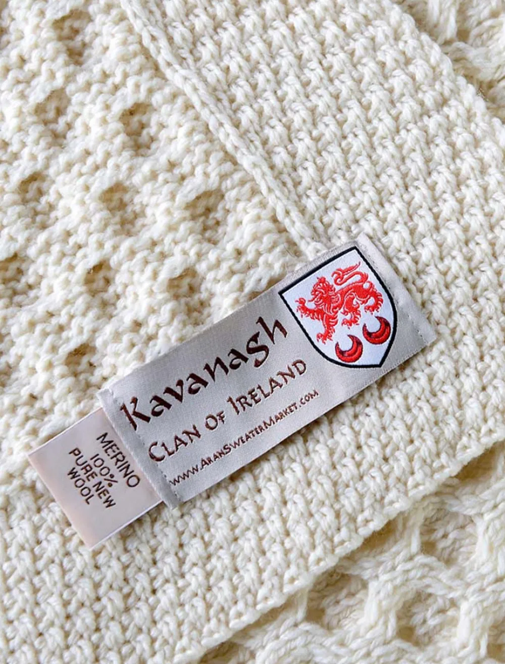 Glenaran Clan Throws^Kavanagh Clan Aran Throw