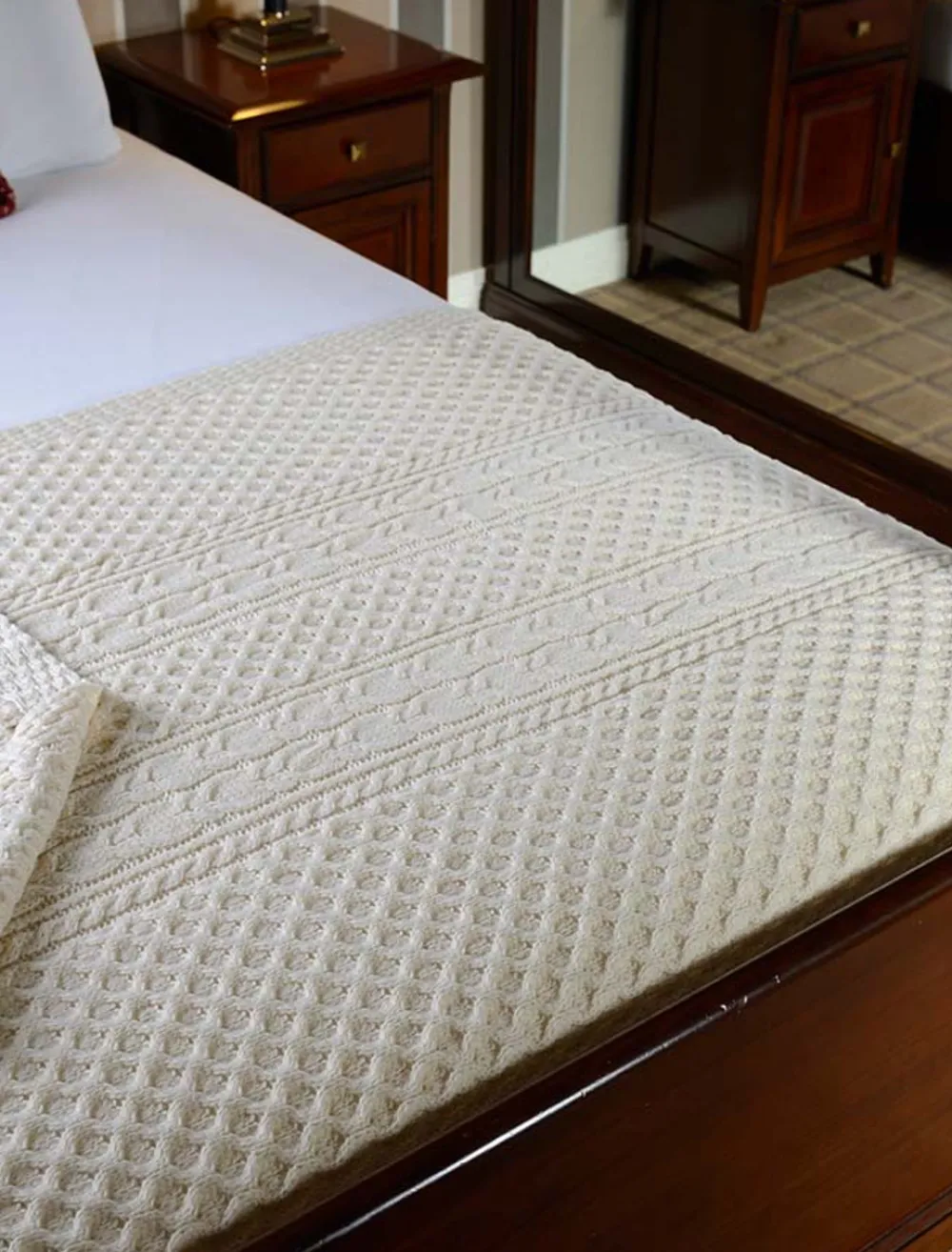 Glenaran Clan Throws^O'Malley Clan Aran Throw