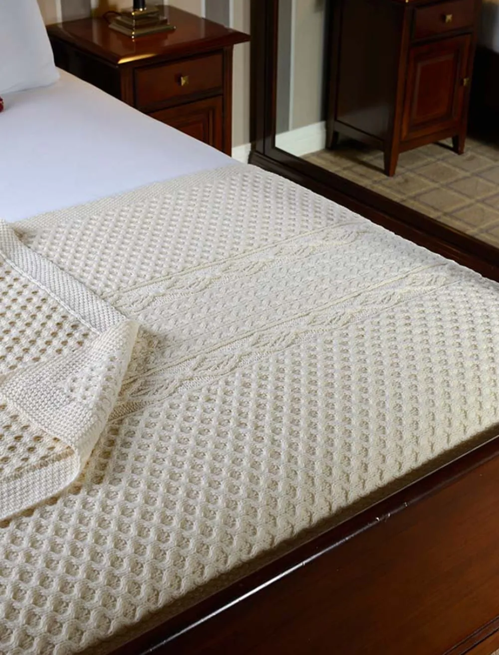 Glenaran Clan Throws^Flanagan Clan Aran Throw