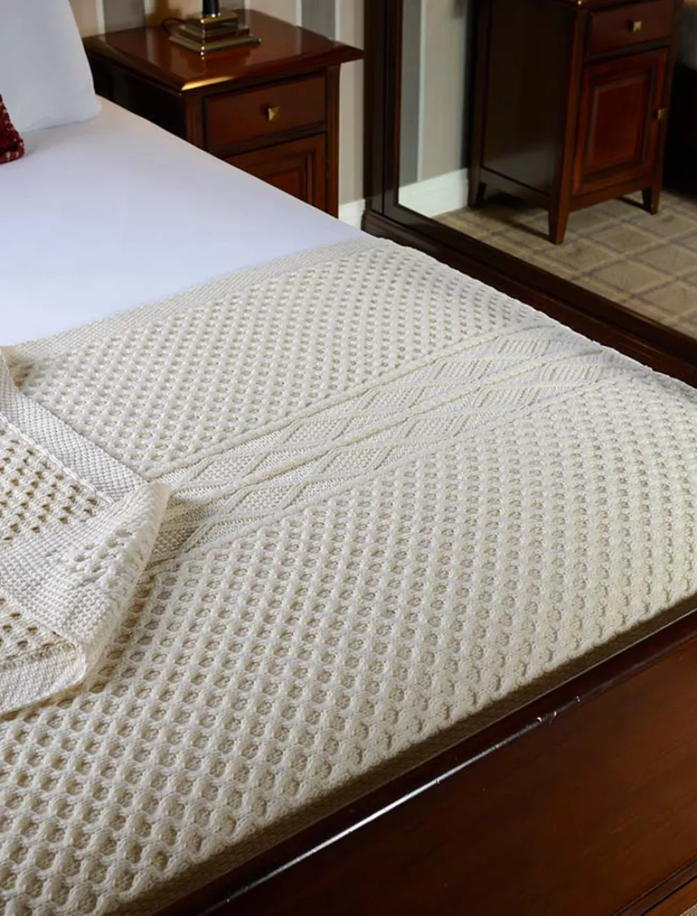 Glenaran Clan Throws^Cronin Clan Aran Throw