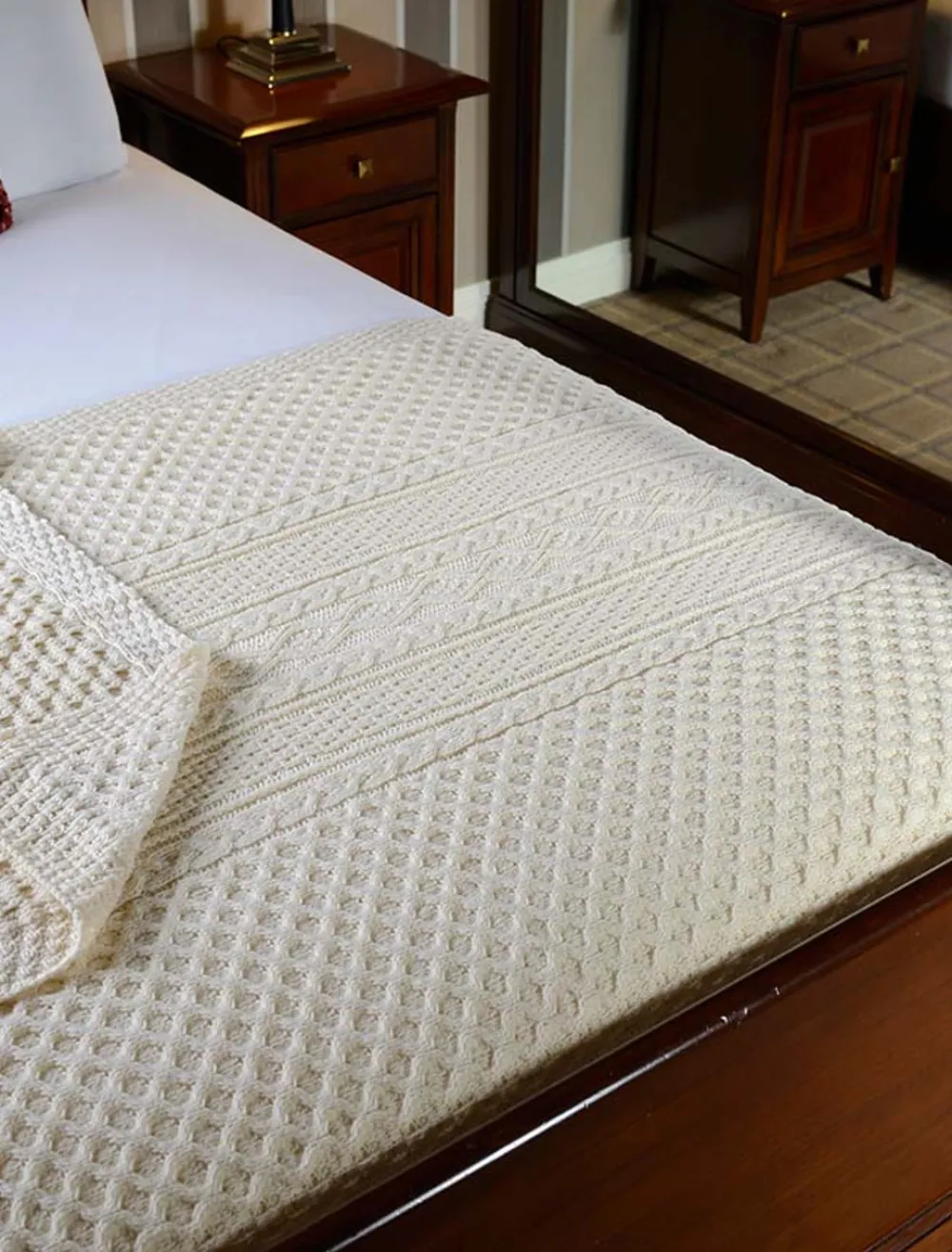 Glenaran Clan Throws^Mc Donnell Clan Aran Throw